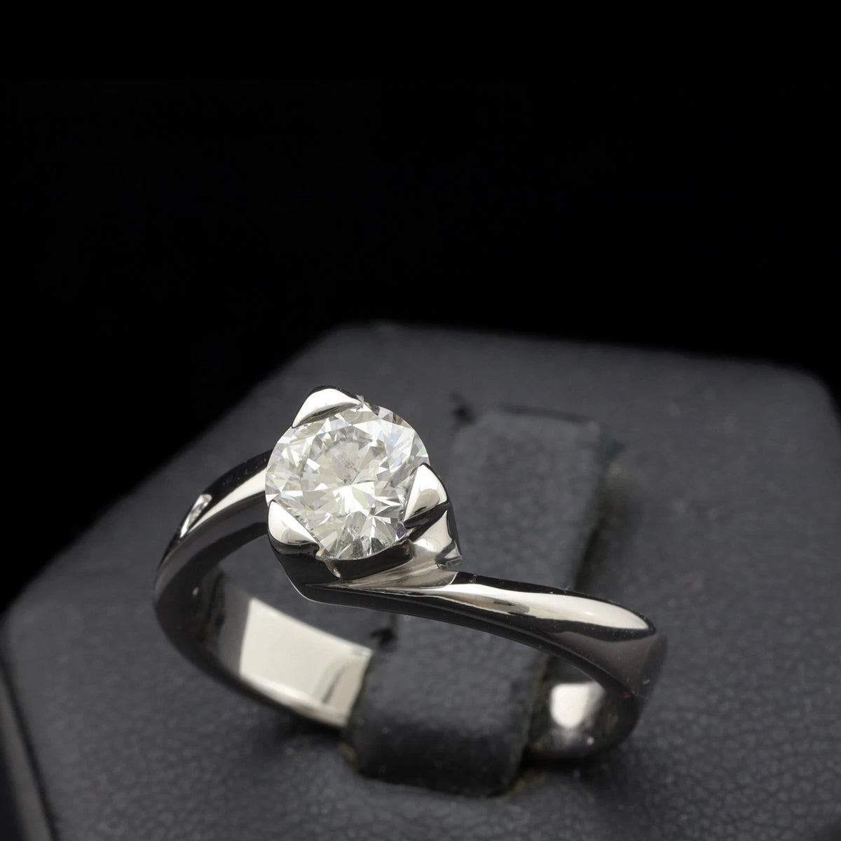 ANELLO SOLITARIO
