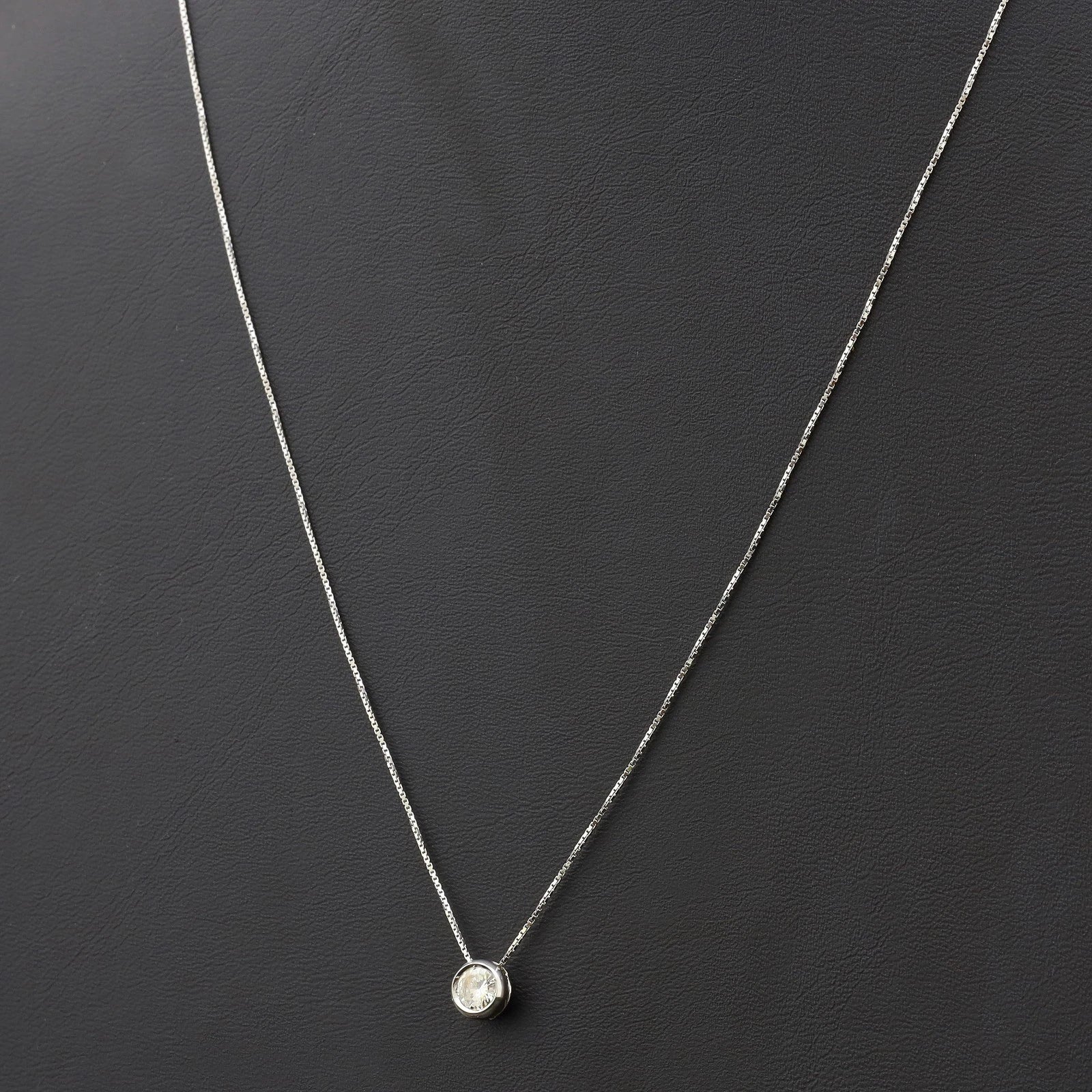 COLLANA PUNTO LUCE