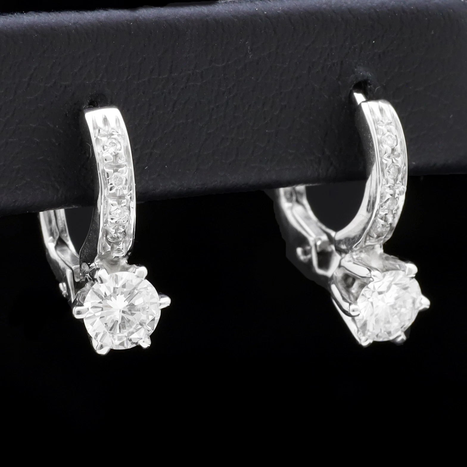 ORECCHINI MONACHELLE