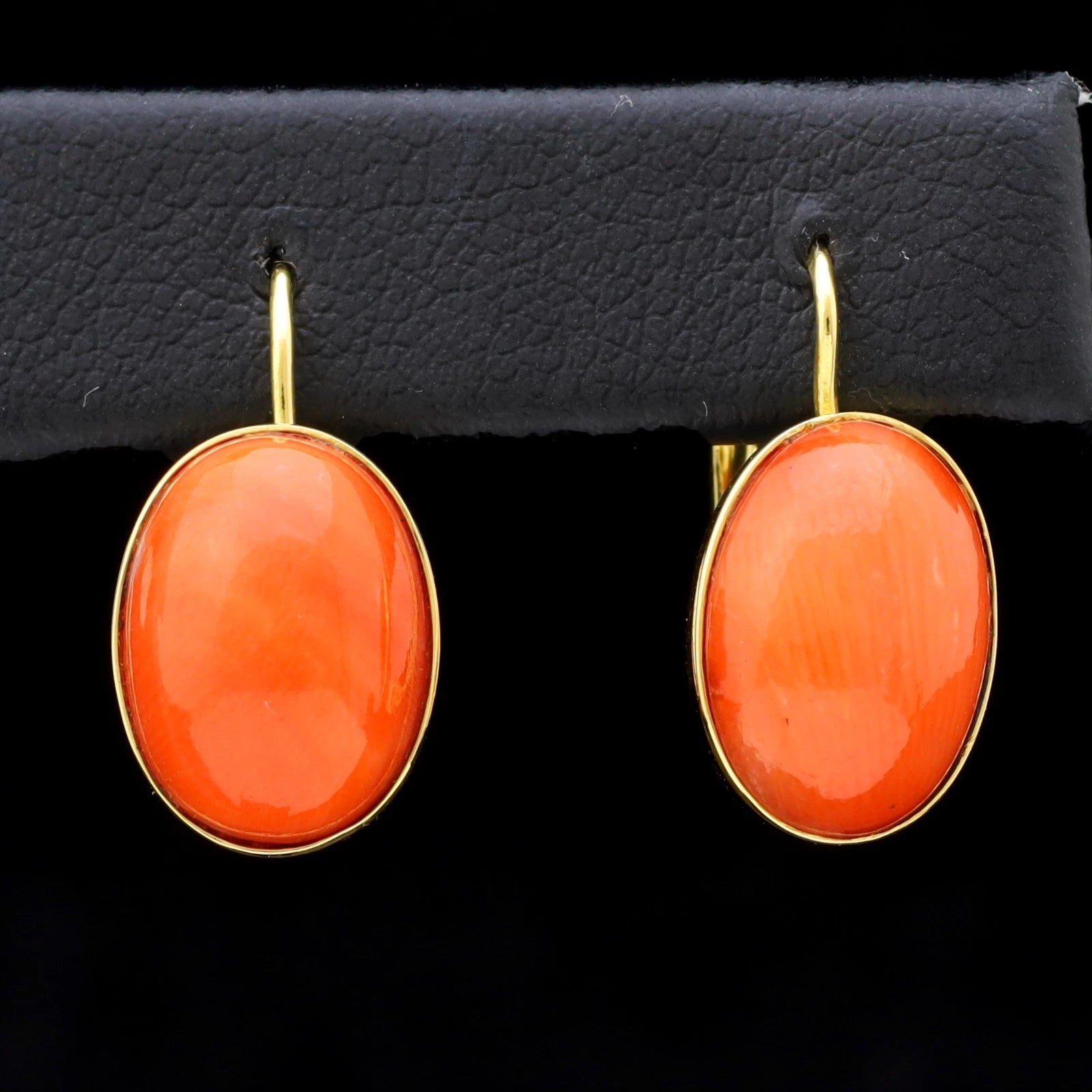 ORECCHINI A MONACHELLA