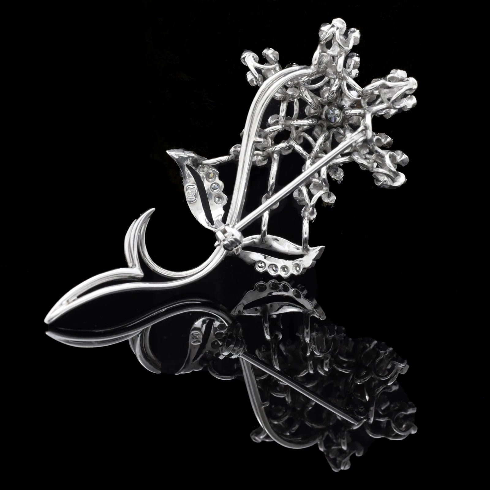 SPILLA FLOWER IN ORO BIANCO 18 KT