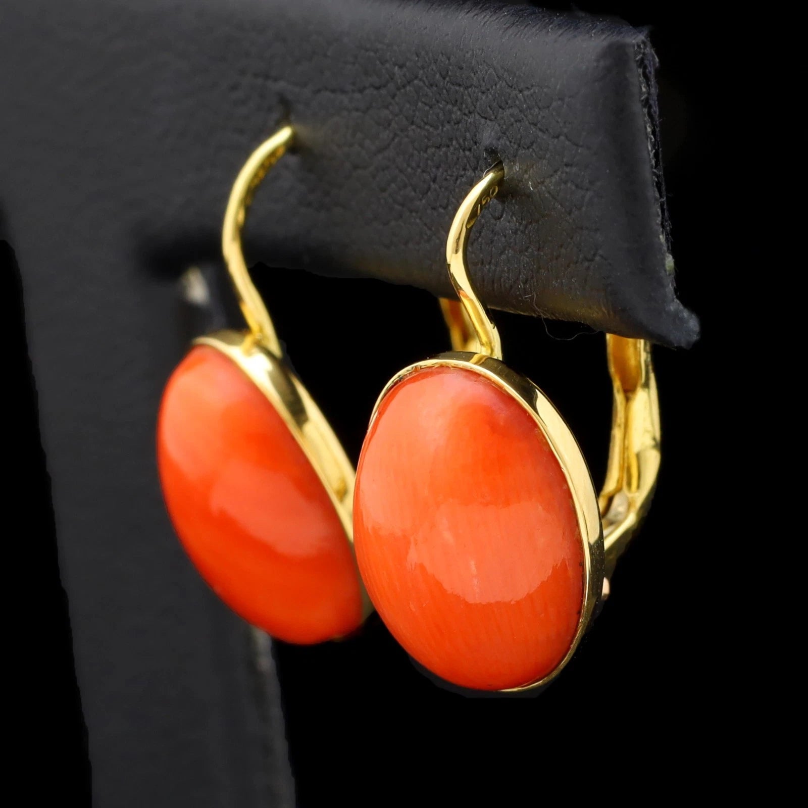 ORECCHINI A MONACHELLA