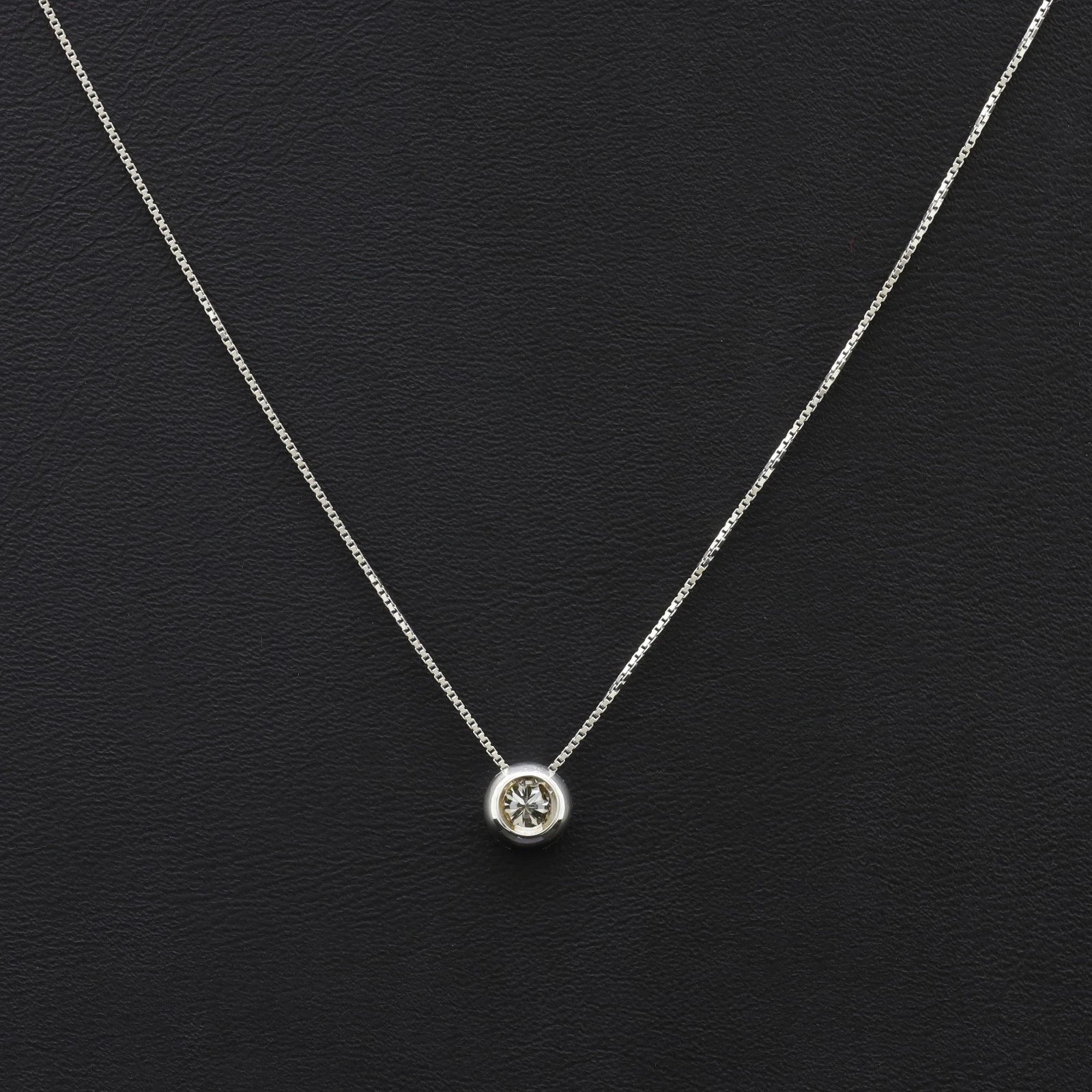 COLLANA PUNTO LUCE