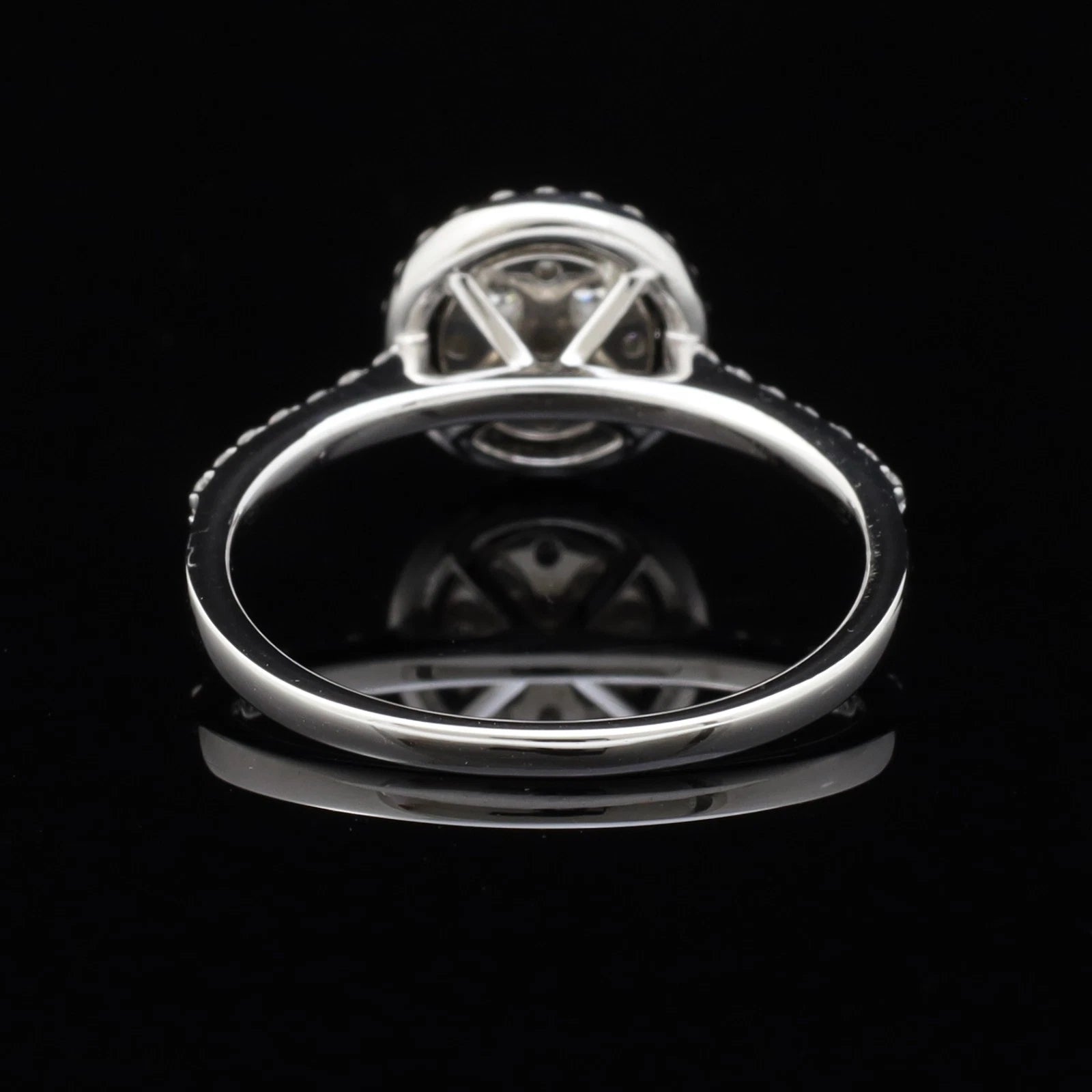 ANELLO IN ORO BIANCO