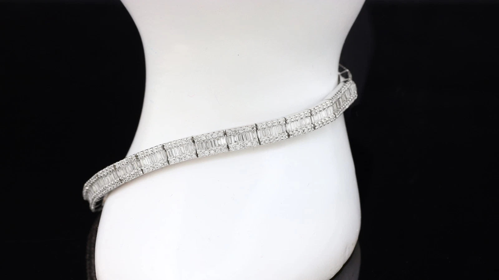 BRACCIALE TENNIS IN ORO BIANCO 18 KT