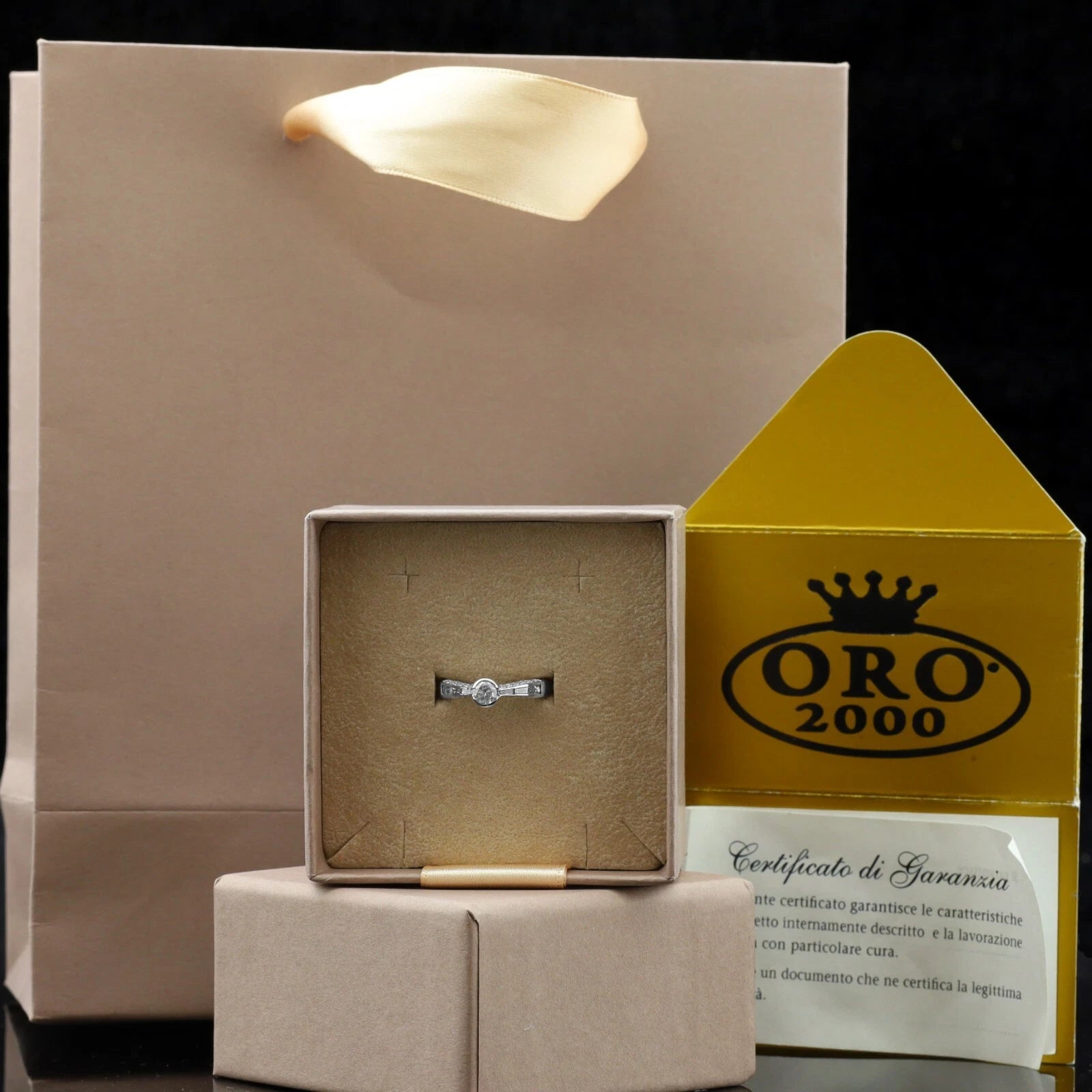 ANELLO IN ORO BIANCO 18 KT