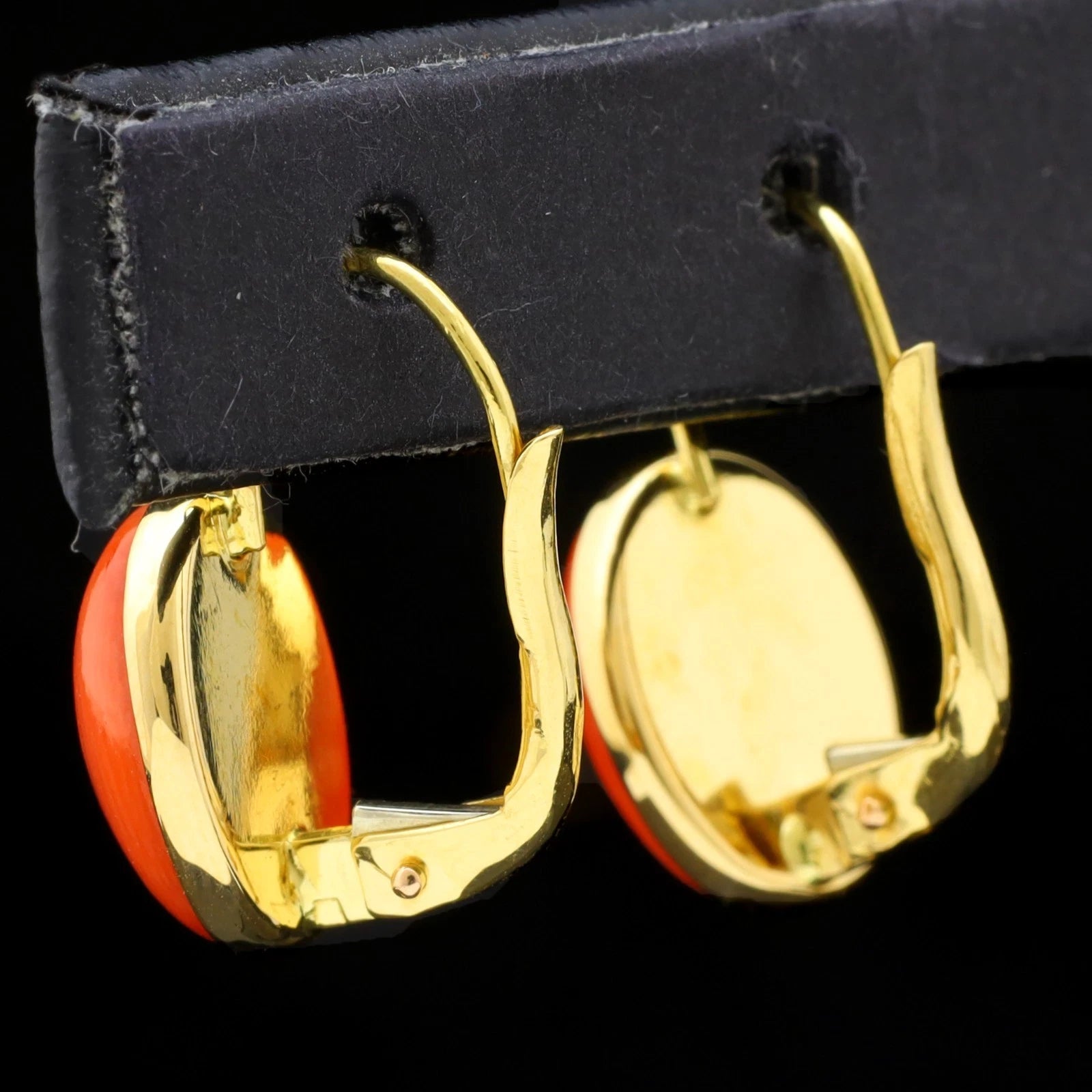 ORECCHINI A MONACHELLA