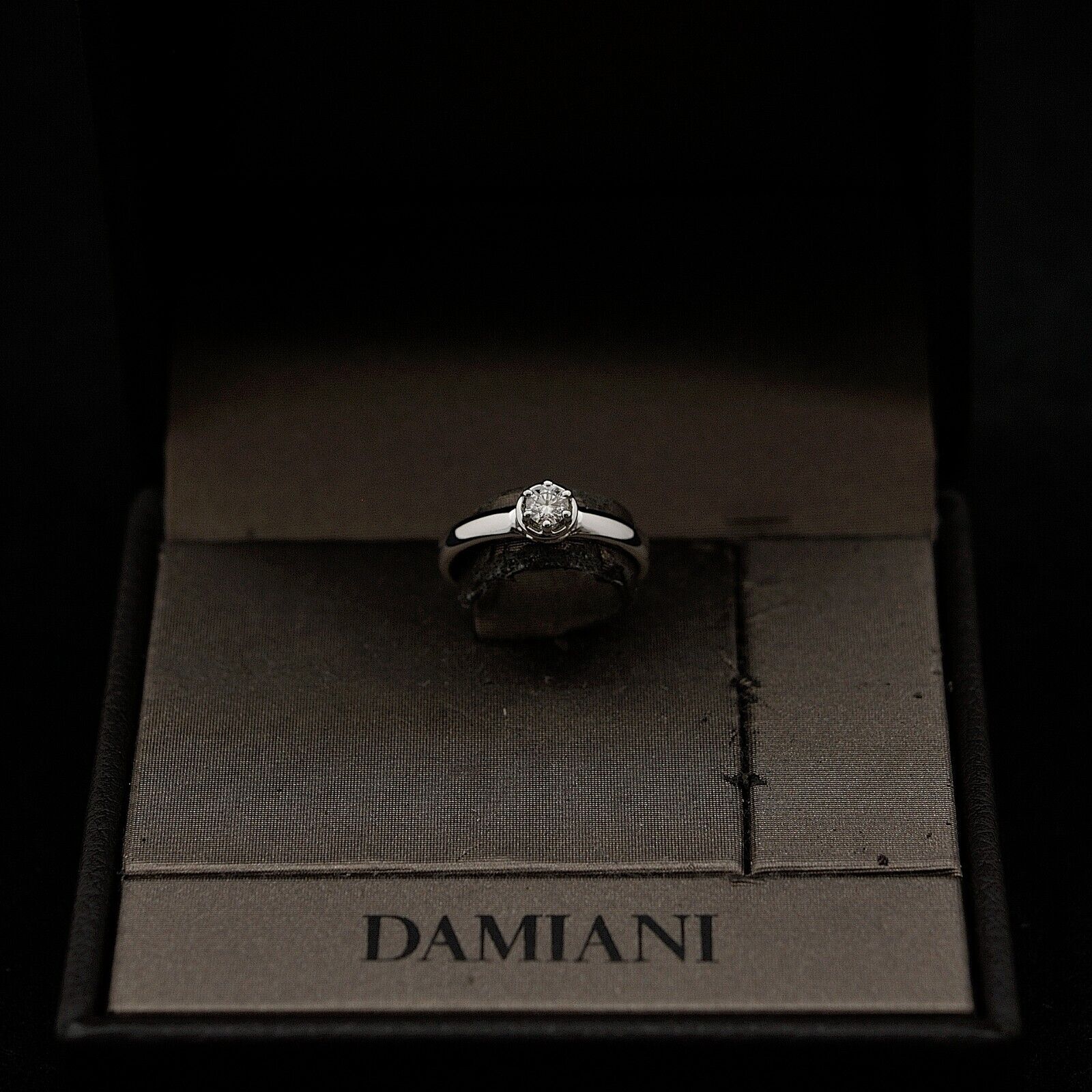 ANELLO SOLITARIO DAMIANI