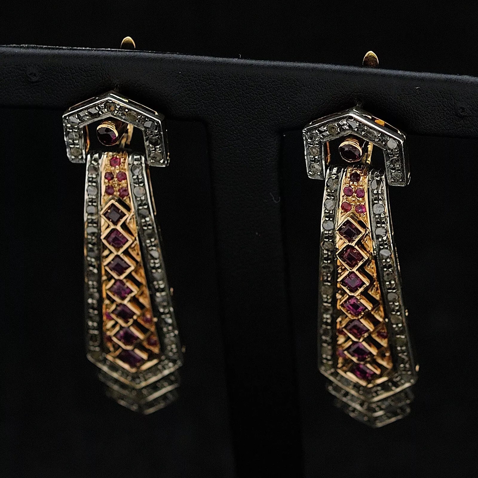 ORECCHINI MONARCH