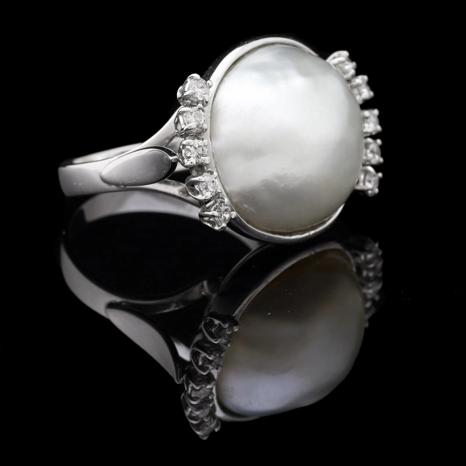 ANELLO IN ORO BIANCO