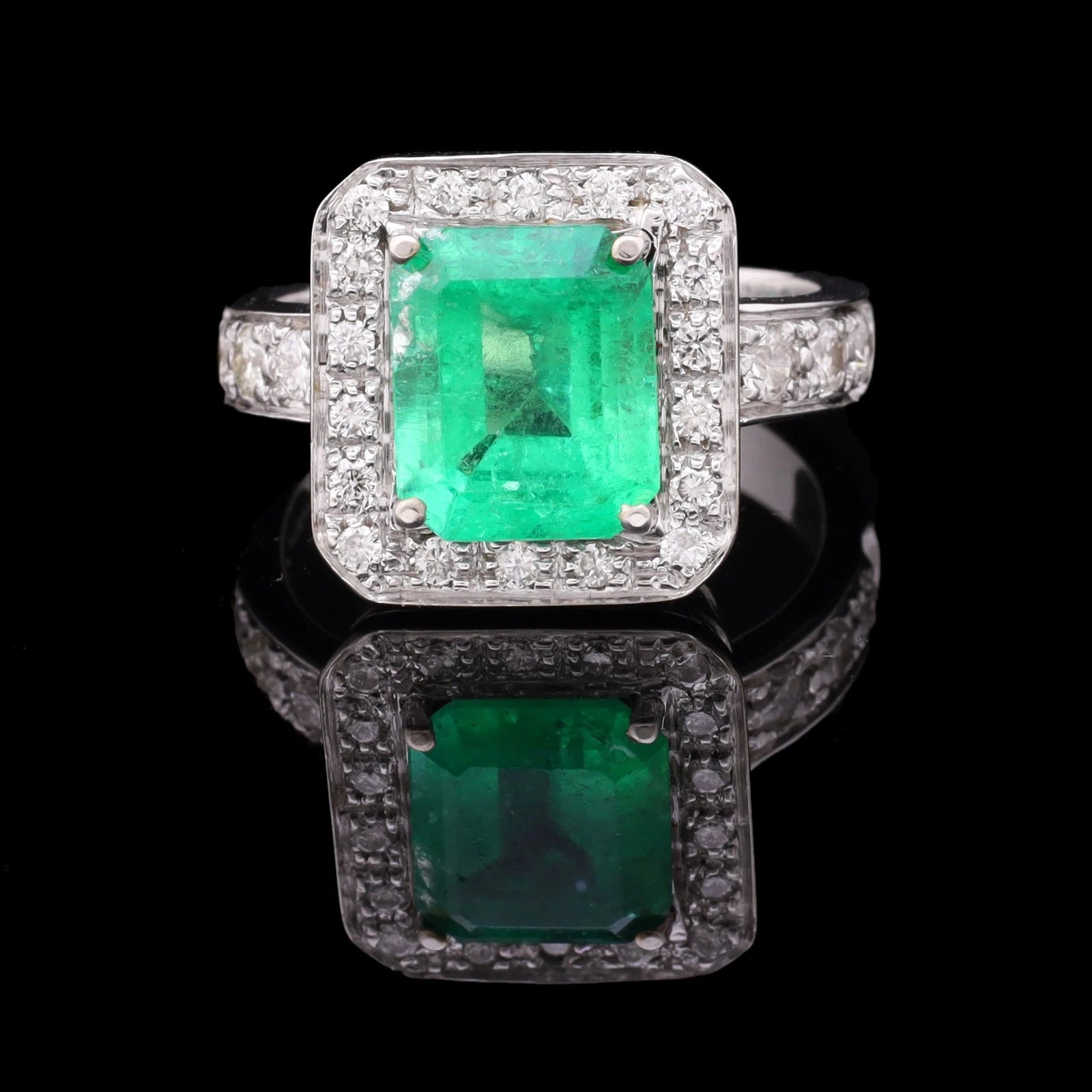 ANELLO IN ORO BIANCO