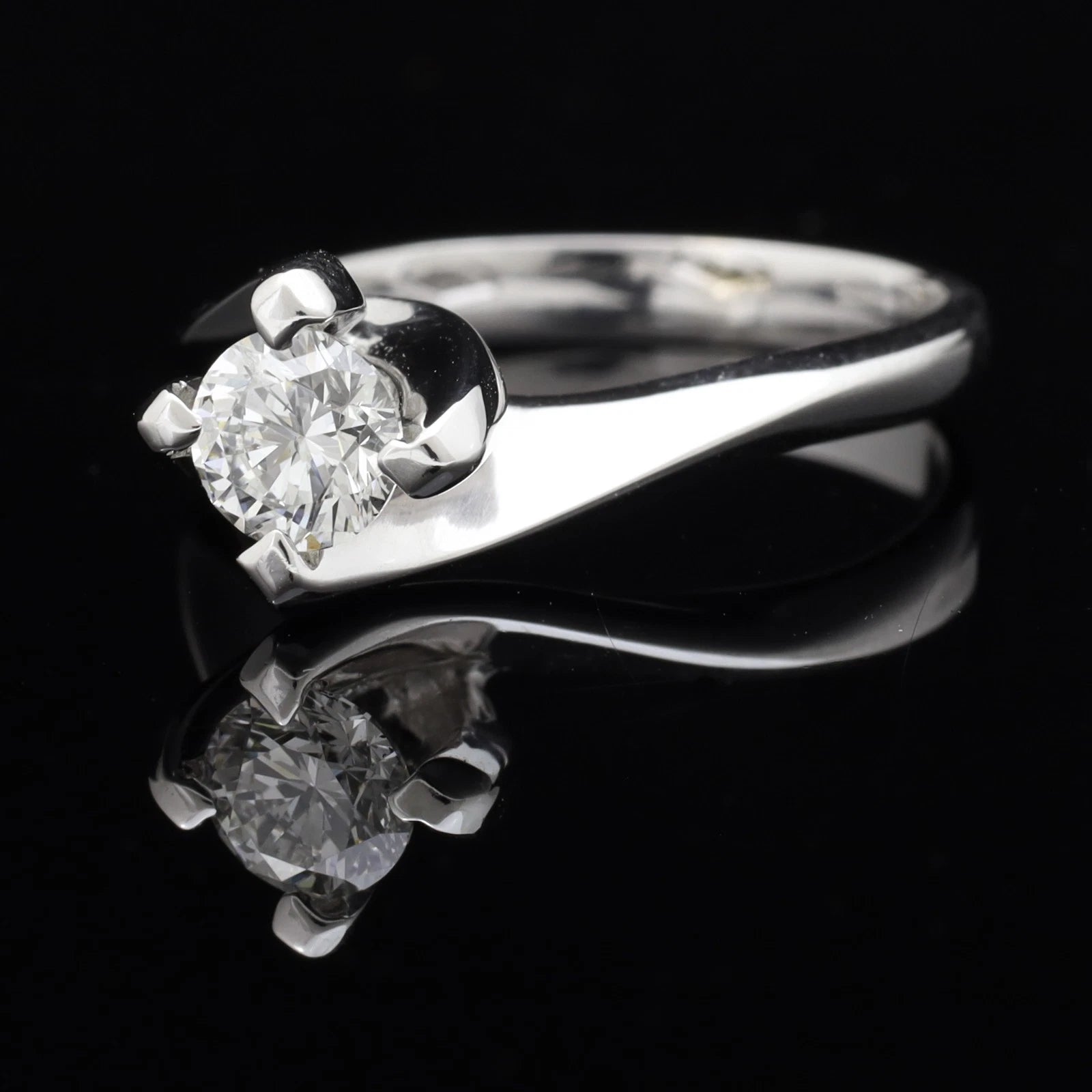 ANELLO SOLITARIO