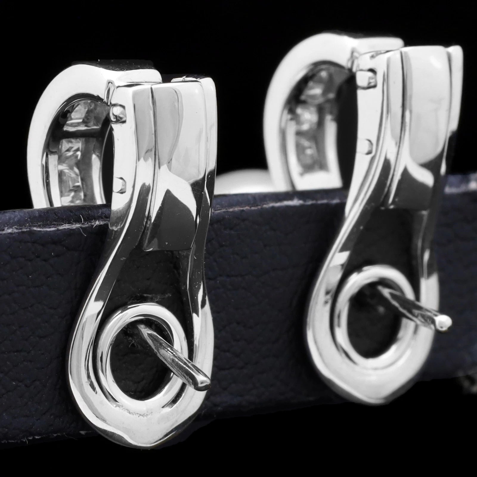 ORECCHINI MONACHELLE