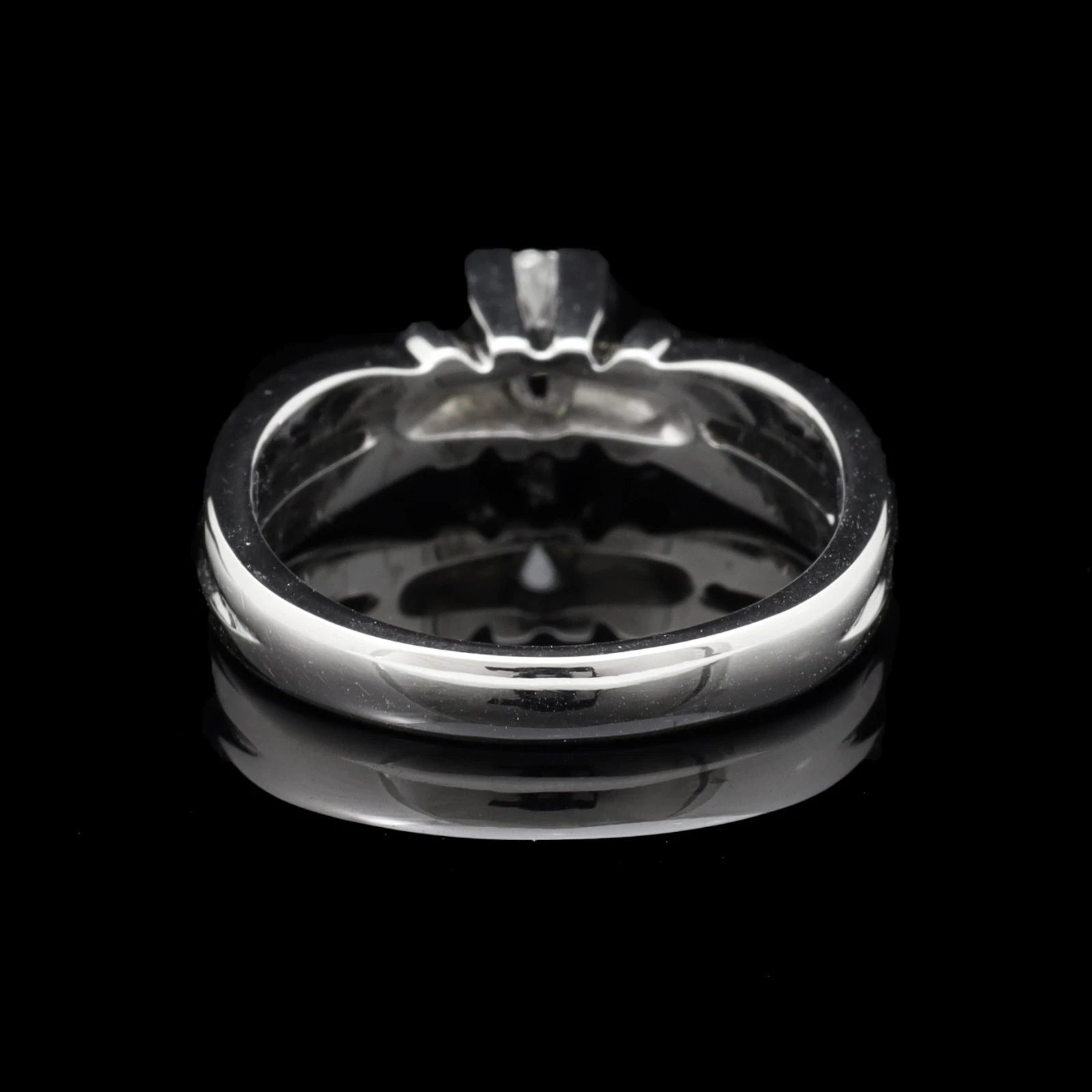 ANELLO SOLITARIO HUG