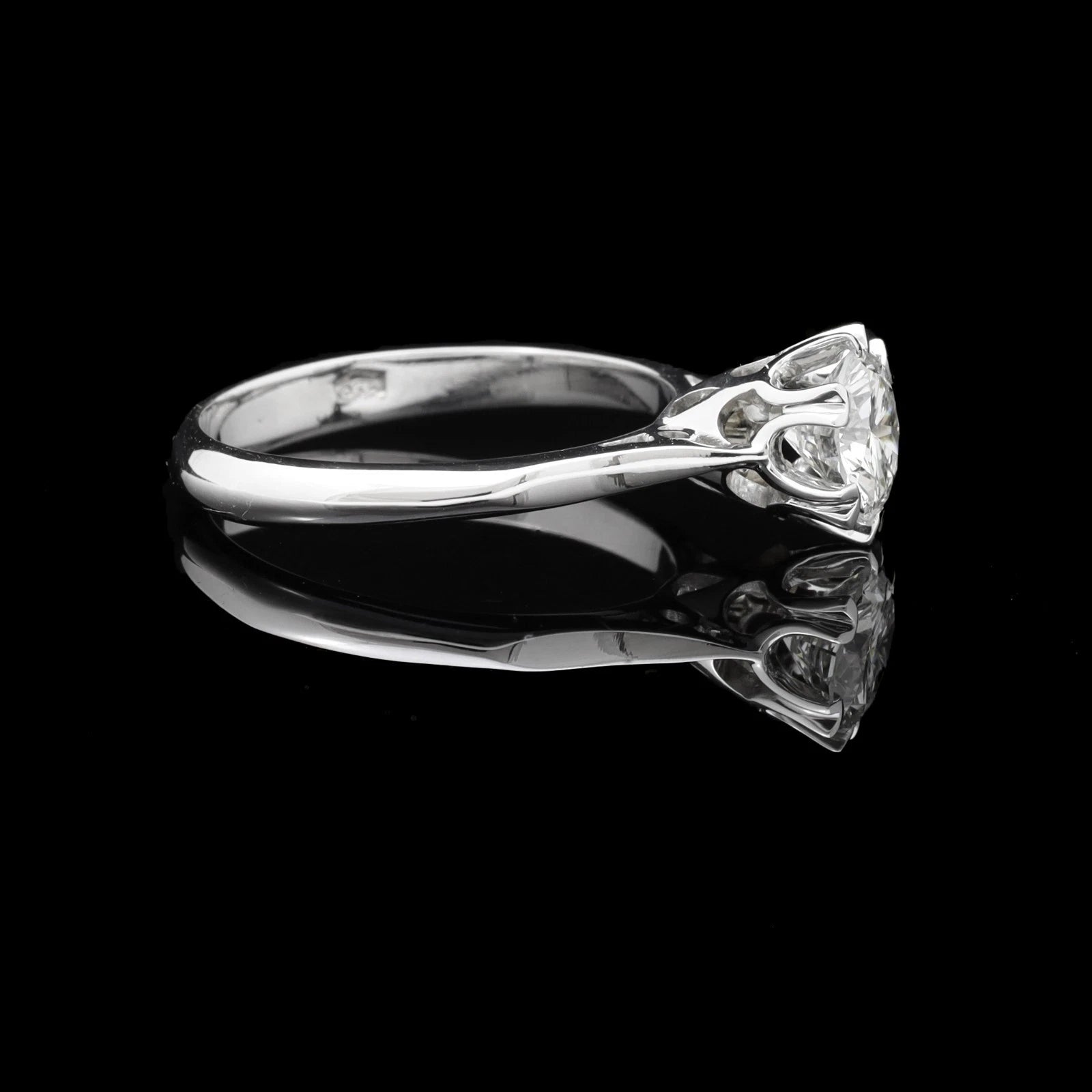 ANELLO SOLITARIO LOVE