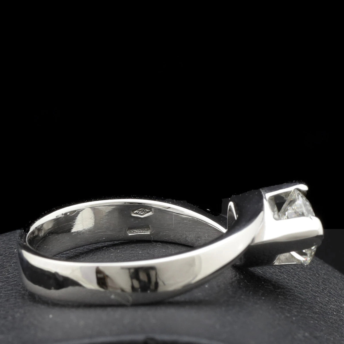 ANELLO SOLITARIO