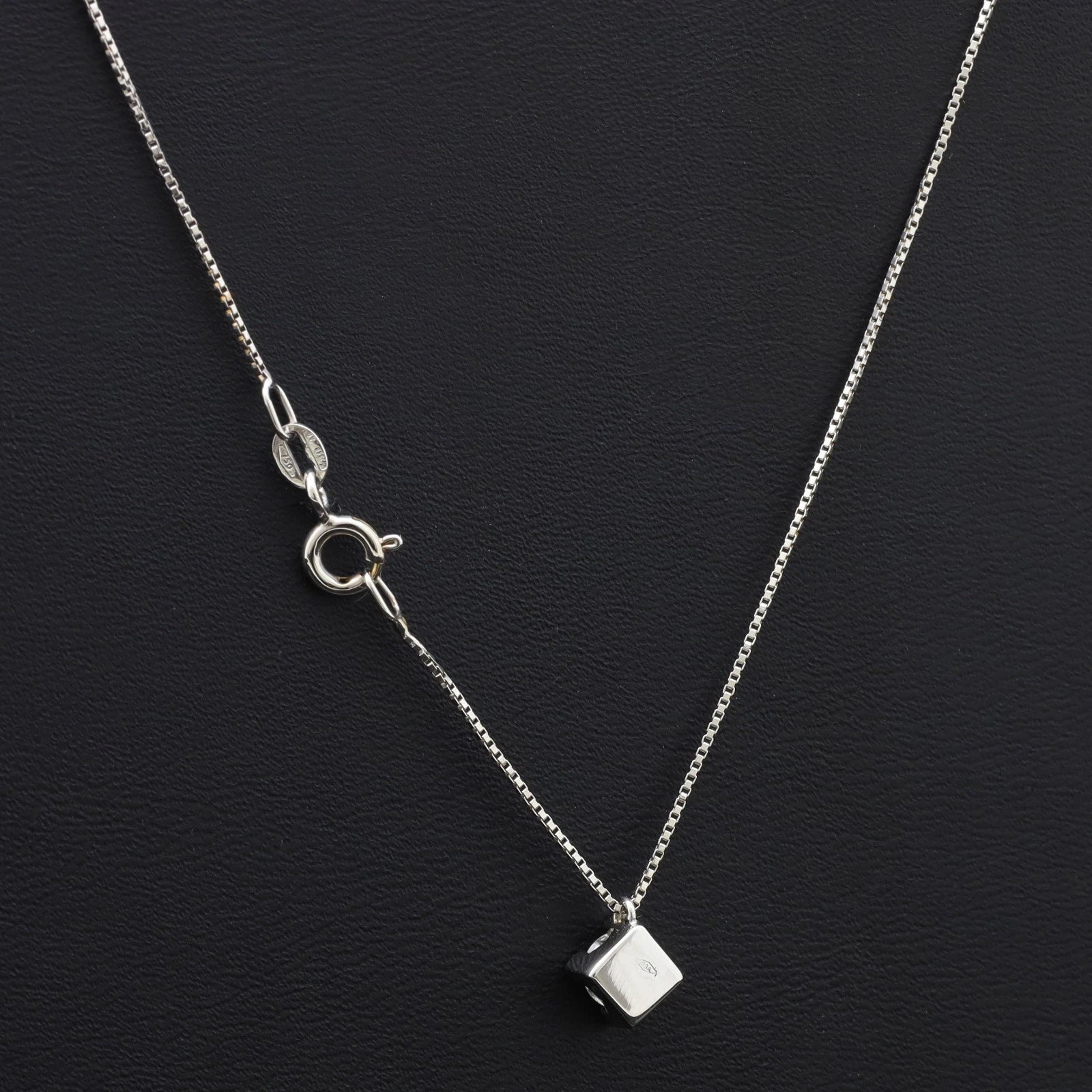 COLLANA PUNTO LUCE