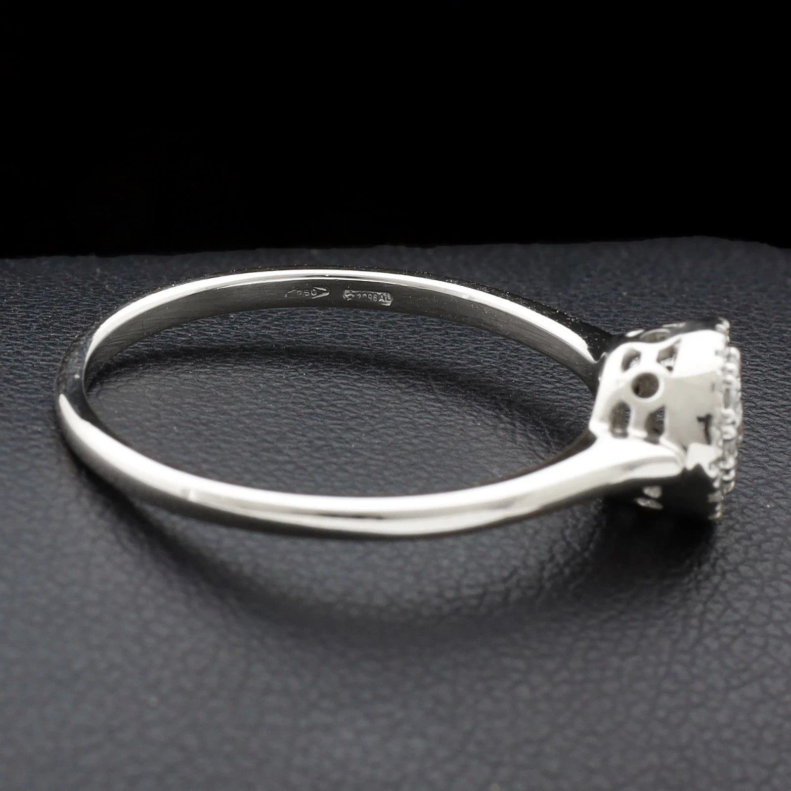 ANELLO IN ORO BIANCO 18KT