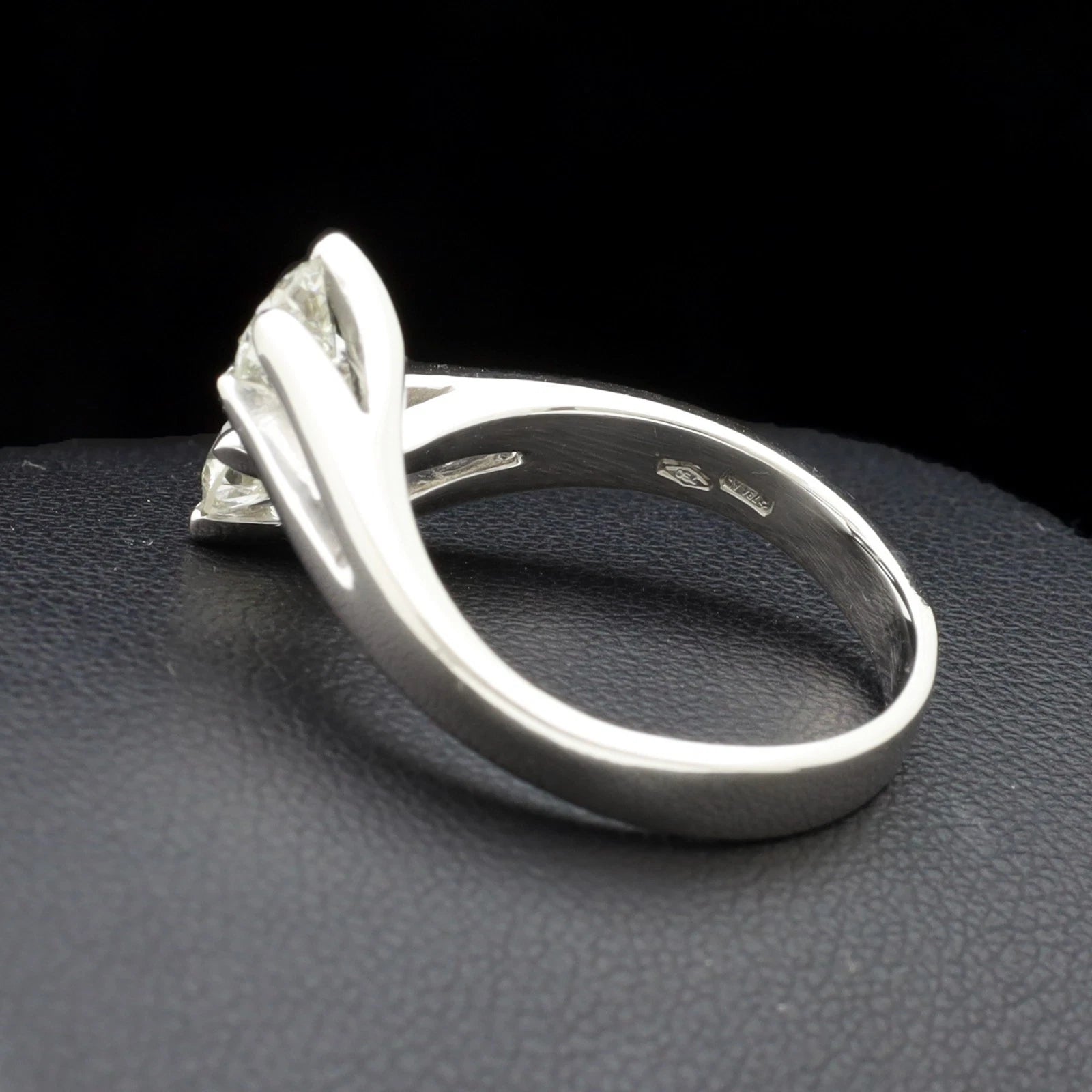 ANELLO CONTRARIE'