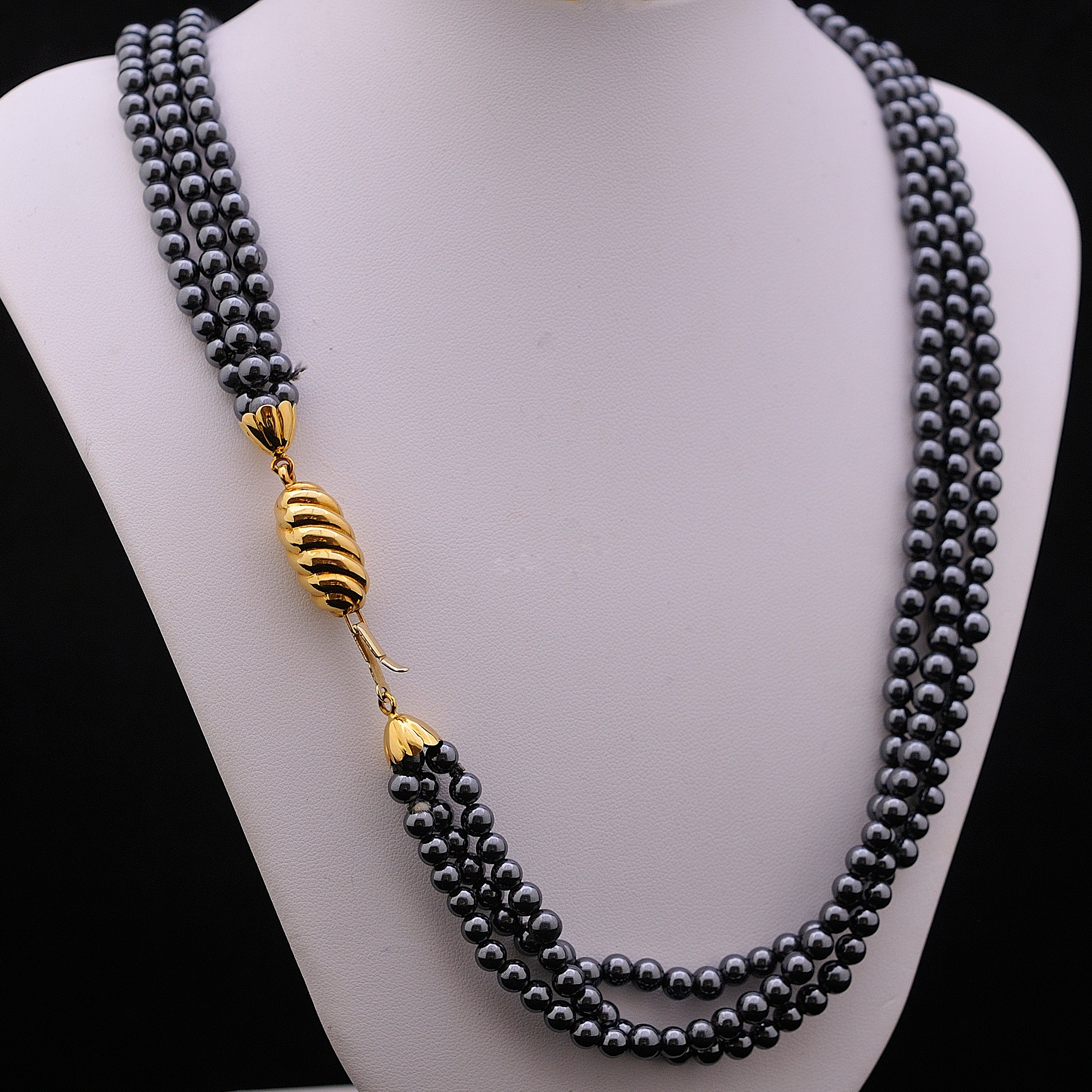 COLLANA IN ORO E EMATITE