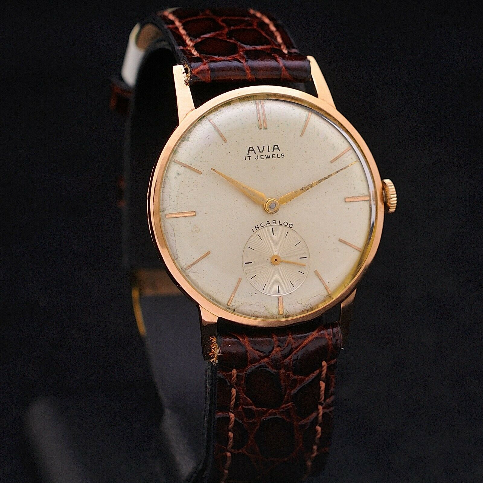 Avia 60s 18 kt rose gold